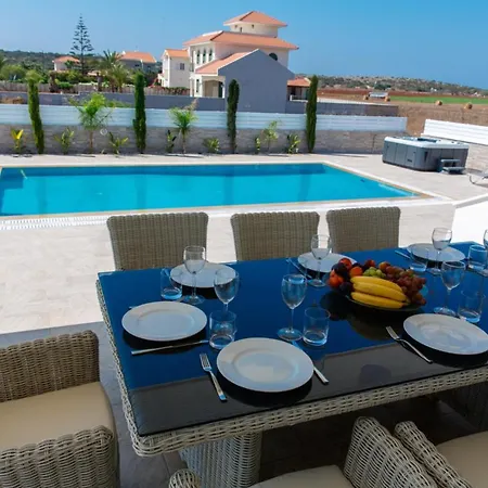 The Secret To Enjoying Your 5 Star With Private Pool & Hot Tub, Protaras 1510 Αγία Νάπα