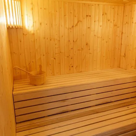 The Secret To Enjoying Your 5 Star With Private Pool & Hot Tub, Protaras 1510 别墅 圣纳帕